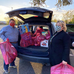 GISD staff set record for angel tree adoptions